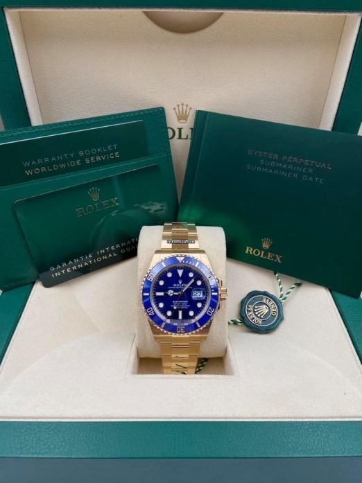 Submariner Date 41mm Blue Dial Yellow Gold 126618LB Unworn 2021